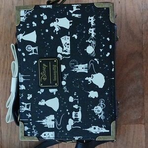 Disney loungefly princess crossbody purse